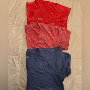 Three Under Armour Heatgear Short Sleeve Tees